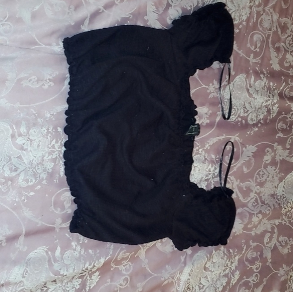 Forever 21 Crop top